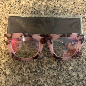 Brand new adorable pink 2.0 reading glasses